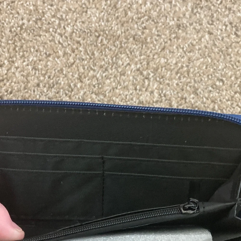 Floral Navy Women's Wallet - Picture 5 of 6